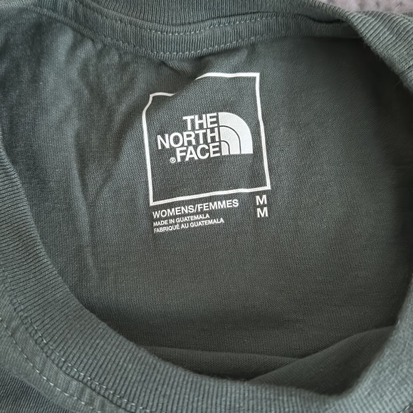 The North Face T Shirt - Picture 3 of 4